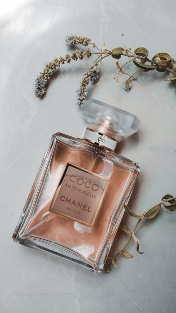 Coco Chanels Parfum Madmoiselle